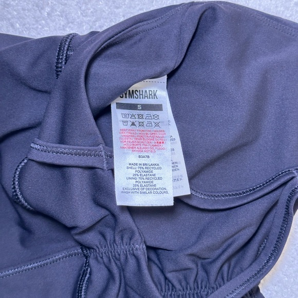 Gymshark Sports Bra - Picture 3 of 3